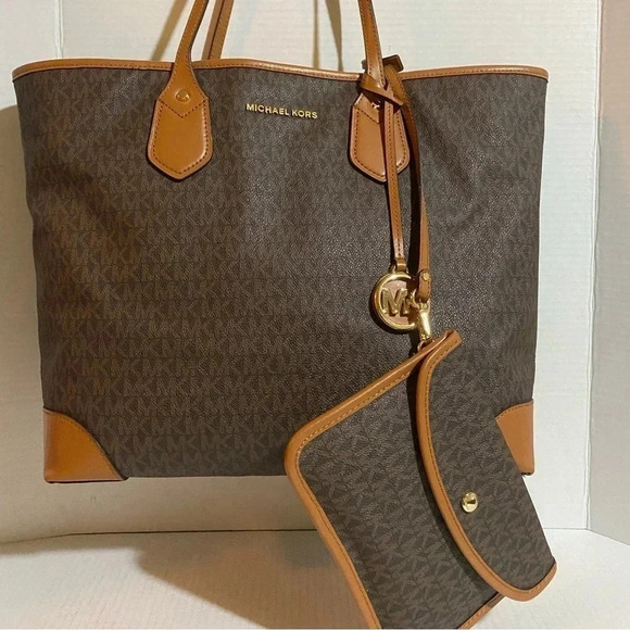 Michael kors logo saffiano leather tote handbag